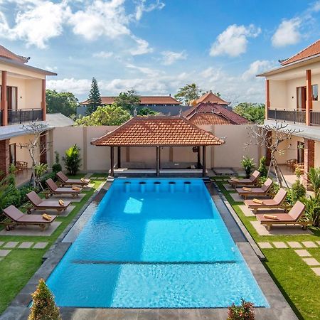 Tom'S Inn Pecatu Uluwatu Εξωτερικό φωτογραφία