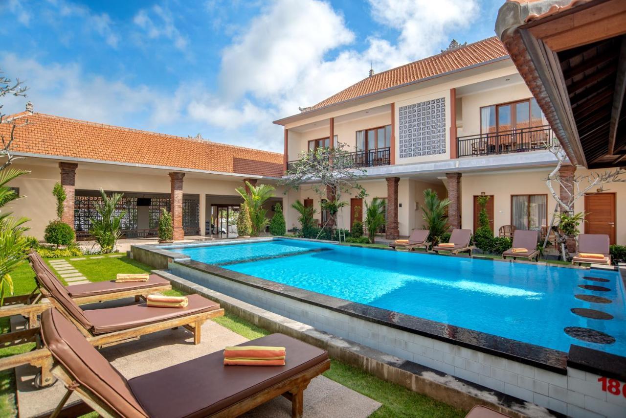 Tom'S Inn Pecatu Uluwatu Εξωτερικό φωτογραφία