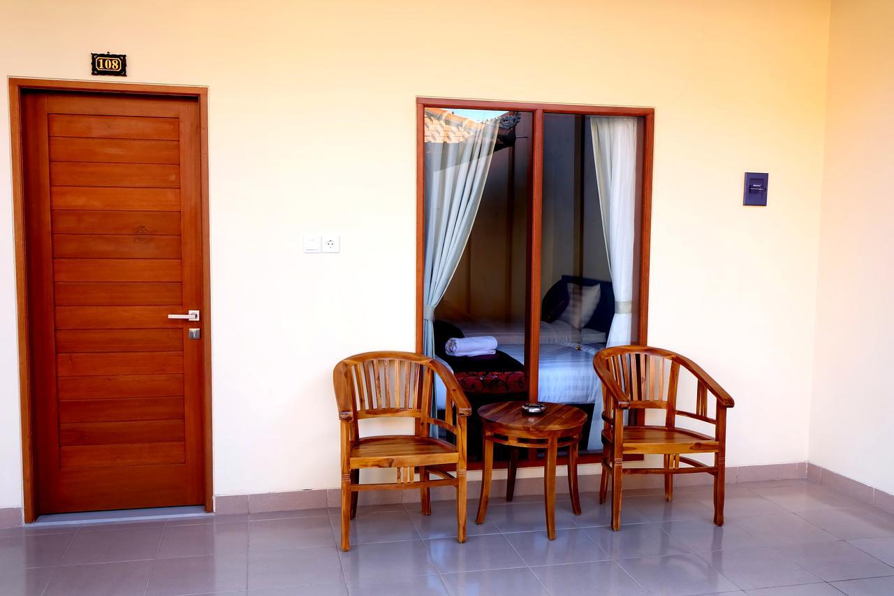 Tom'S Inn Pecatu Uluwatu Εξωτερικό φωτογραφία