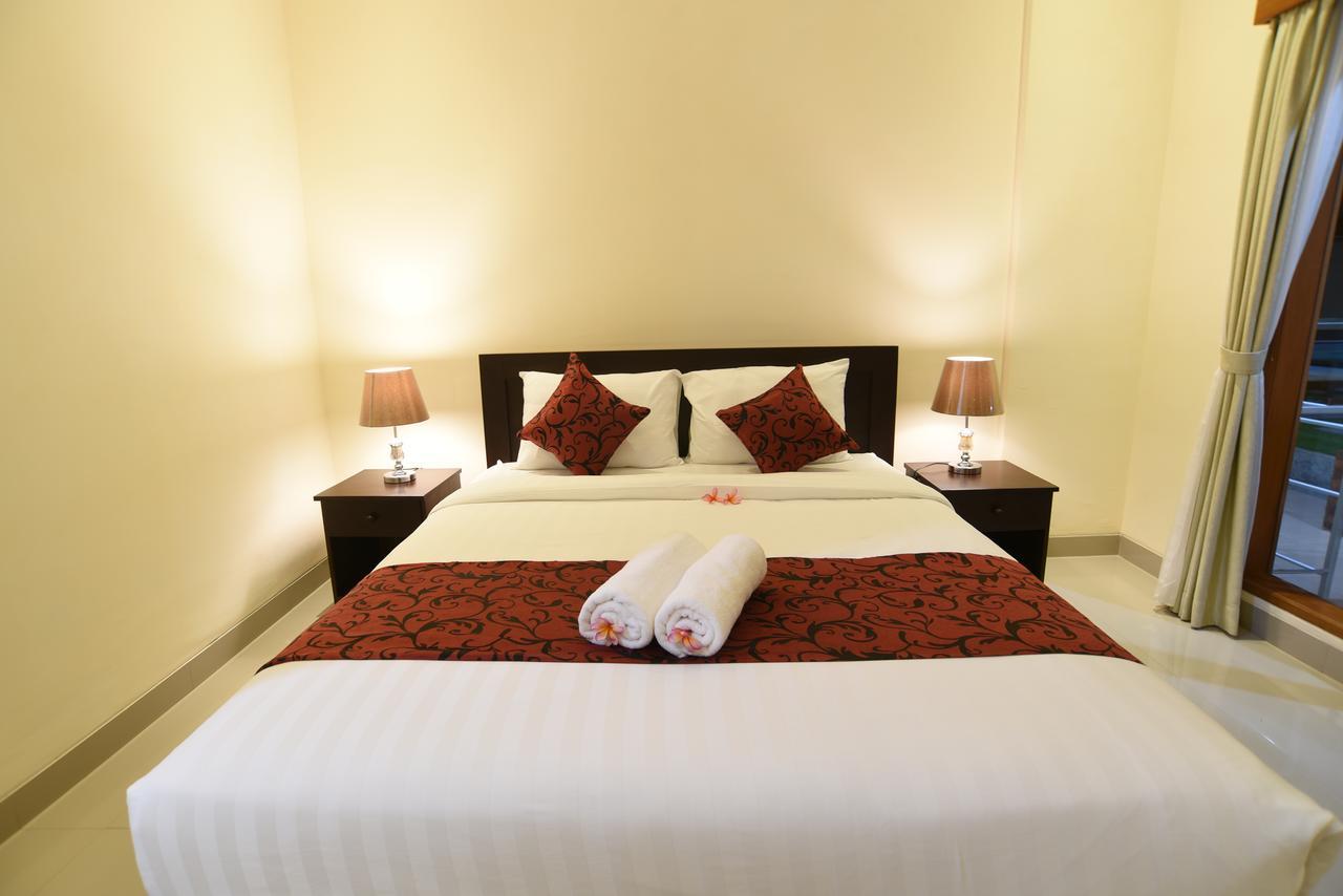 Tom'S Inn Pecatu Uluwatu Εξωτερικό φωτογραφία